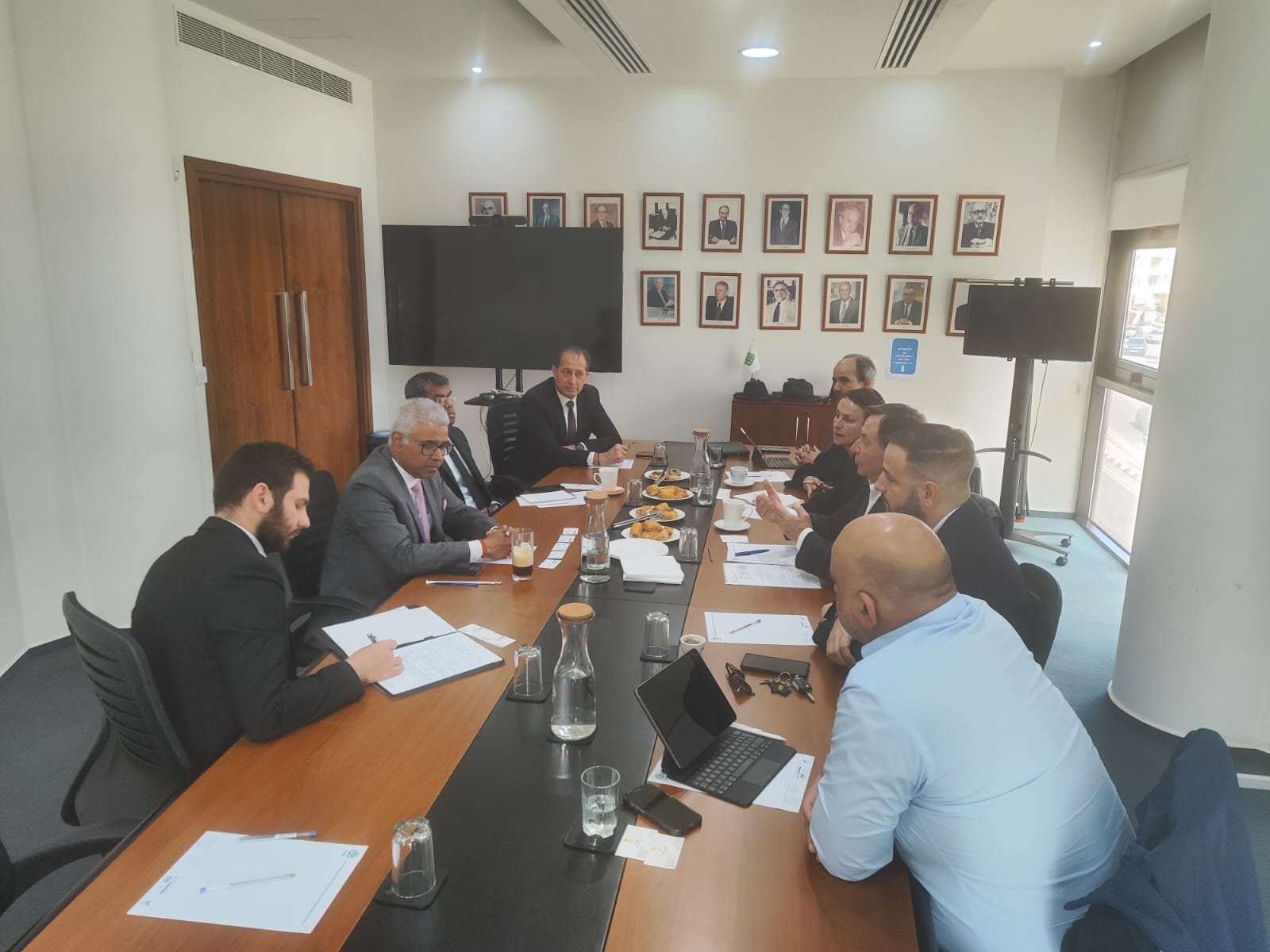 High Commissioner meets Cyprus Hydrogen Association